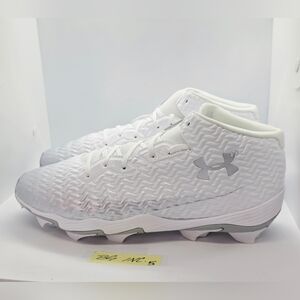 Under Armour UA Spotlight Hammer Football Cleats Men's sz 14 White 3028207-100
